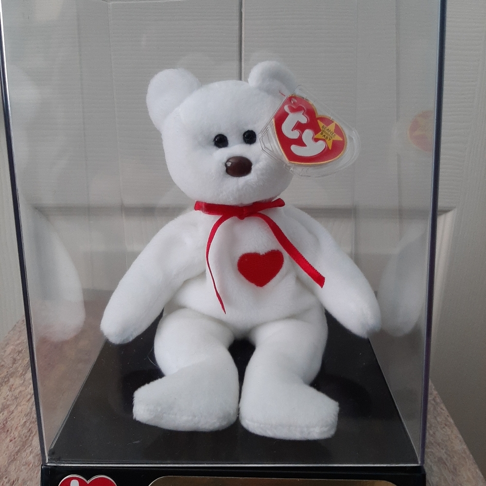 Rare Valentino Ty Beanie Baby